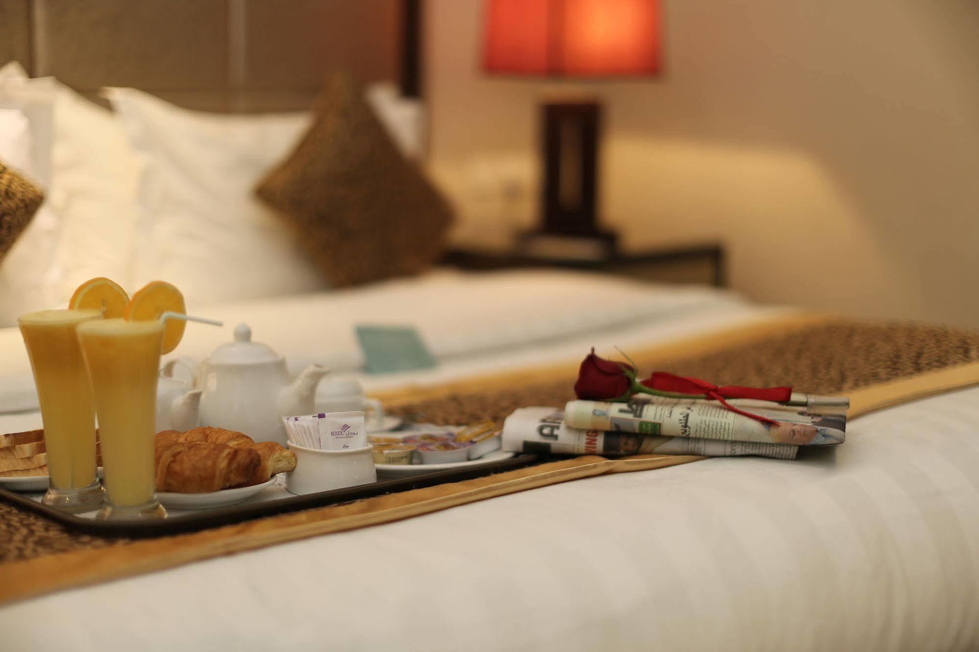 Boudl Kuwait Al Fahahil Aparthotel Kuwait City Exterior foto